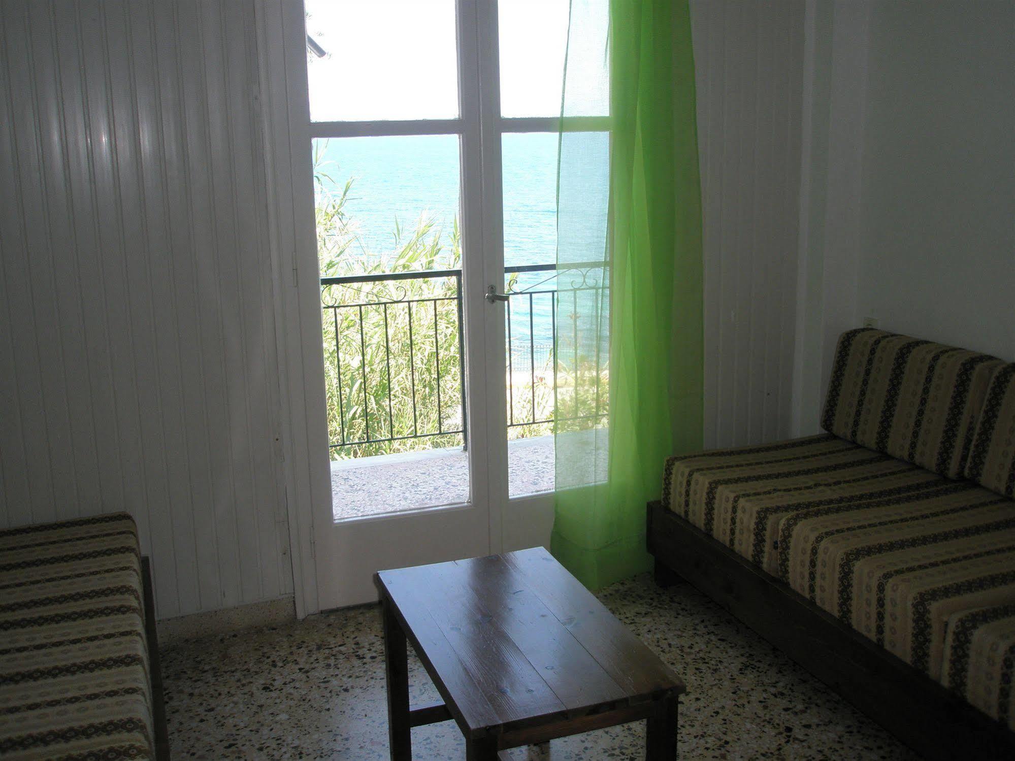 Faliraki Apartments Mpenitses Eksteriør billede